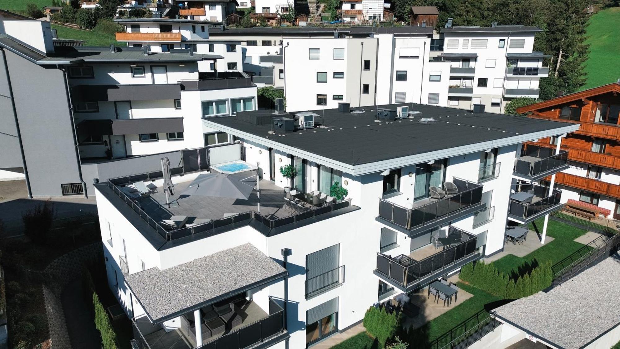 Apartment Alpenluxus Presents Zweite Heimat - Garden & Underground Parking Space *
